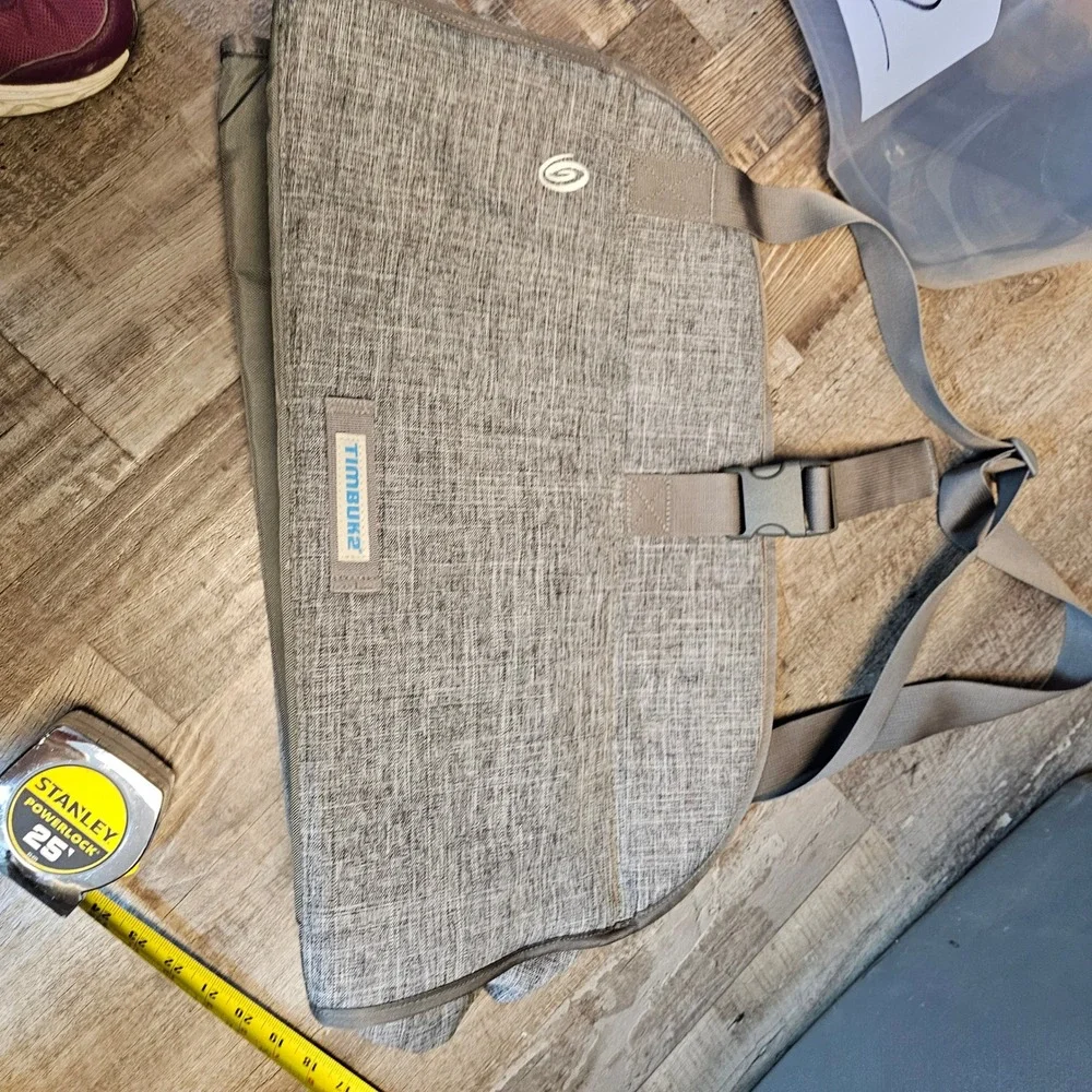 Timbuk2 Messenger Bag Grey Heather Blue Lining Adjustable Strap Laptop Travel